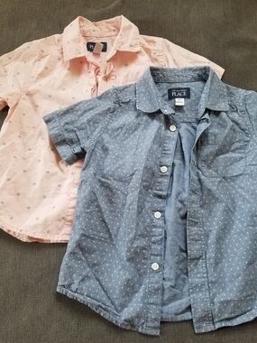 The Children's Place Pink & Blue Short-Sleeve Button-Down Shirts Bundle
